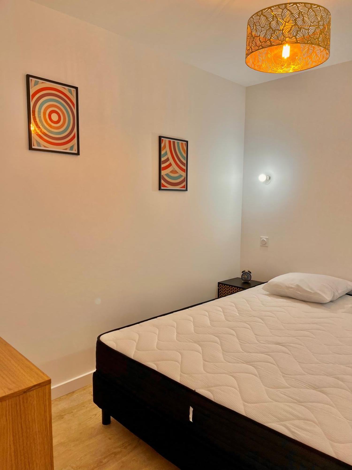 T2 1Er Le Victor Hugo Apartment Канкал Екстериор снимка