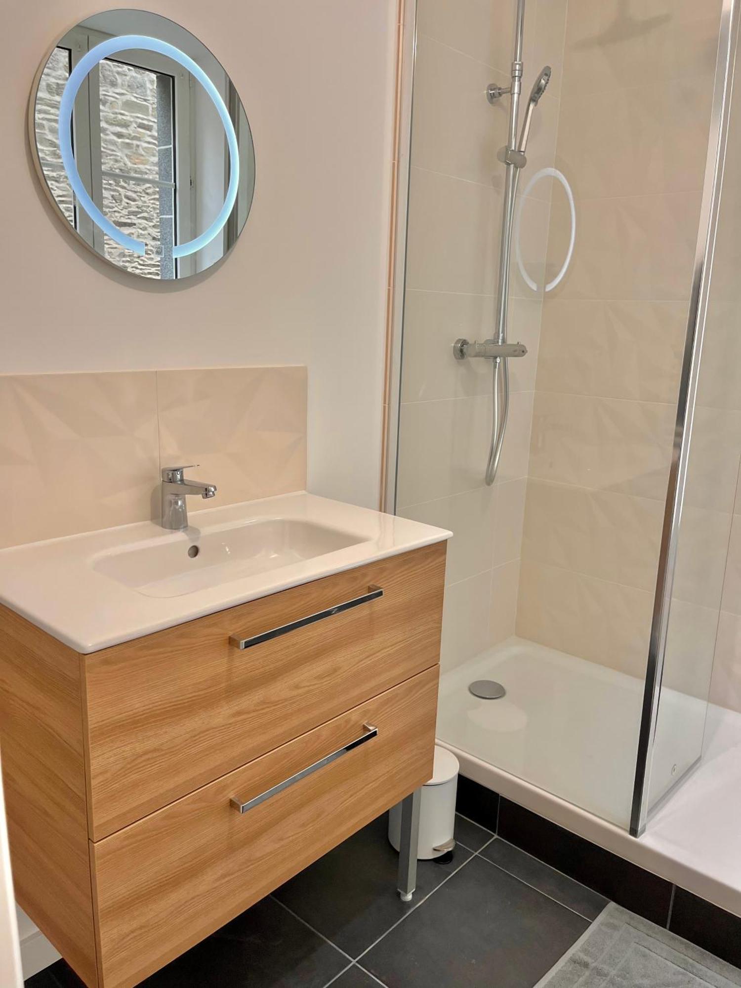 T2 1Er Le Victor Hugo Apartment Канкал Екстериор снимка